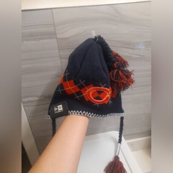 New Era - Winter Tassels Hat Team Bears NFL -One Size - Blue/Orange - Picture 4 of 13